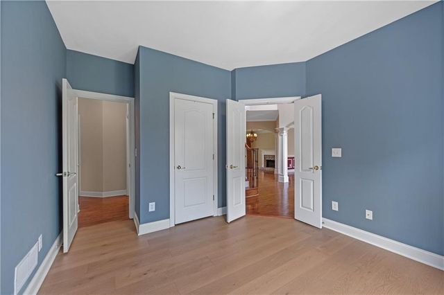 562 Vinings Springs Drive SE, Mableton, GA 30126