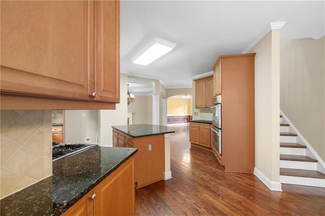 562 Vinings Springs Drive SE, Mableton, GA 30126
