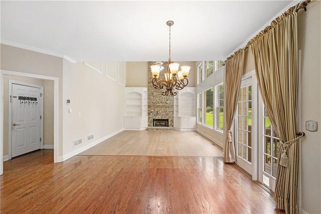 562 Vinings Springs Drive SE, Mableton, GA 30126