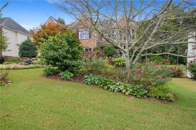 562 Vinings Springs Drive SE, Mableton, GA 30126