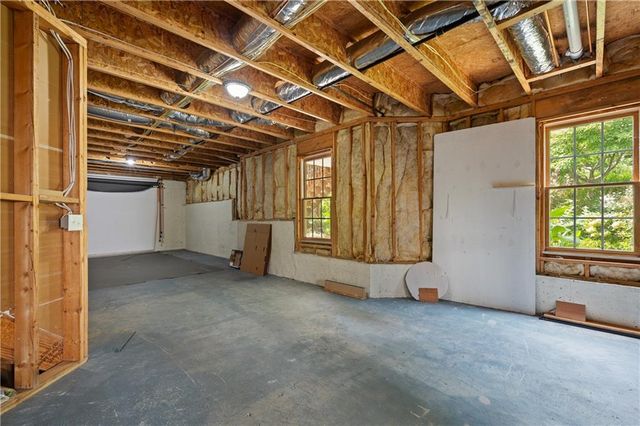562 Vinings Springs Drive SE, Mableton, GA 30126