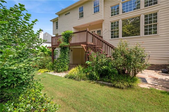562 Vinings Springs Drive SE, Mableton, GA 30126