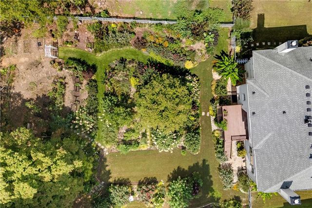562 Vinings Springs Drive SE, Mableton, GA 30126