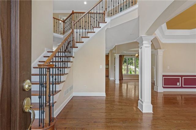 562 Vinings Springs Drive SE, Mableton, GA 30126