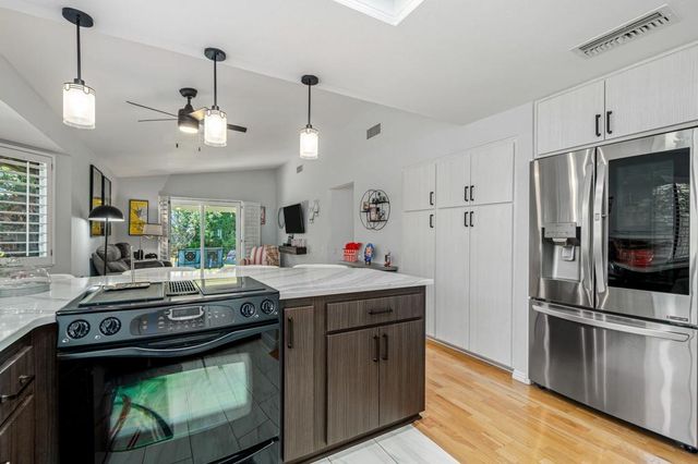 40464 Periwinkle Court, Palm Desert, CA 92260
