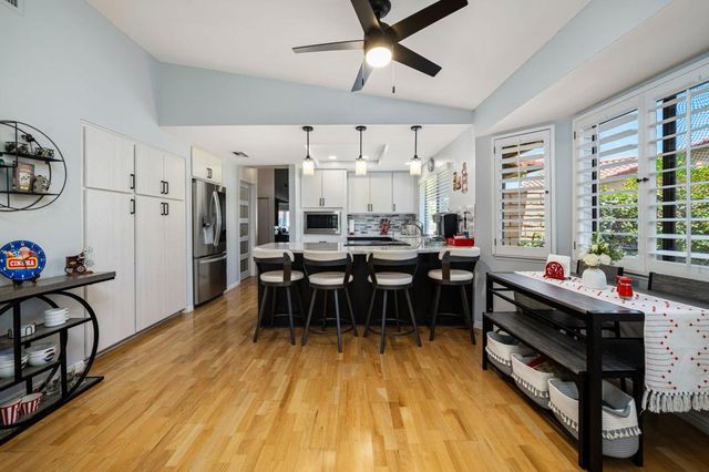 40464 Periwinkle Court, Palm Desert, CA 92260