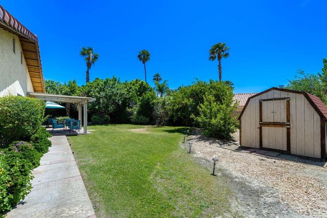 40464 Periwinkle Court, Palm Desert, CA 92260