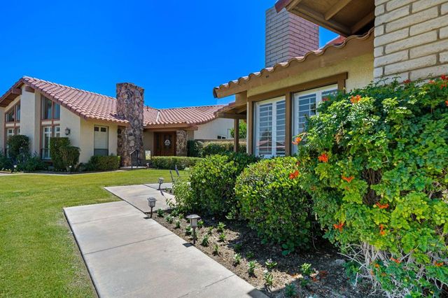40464 Periwinkle Court, Palm Desert, CA 92260