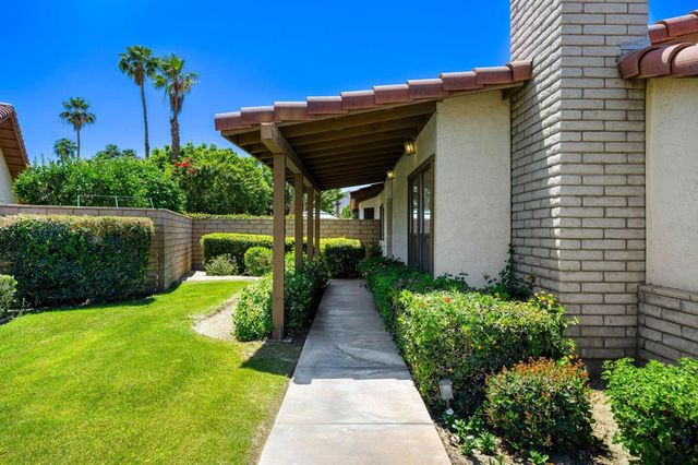 40464 Periwinkle Court, Palm Desert, CA 92260