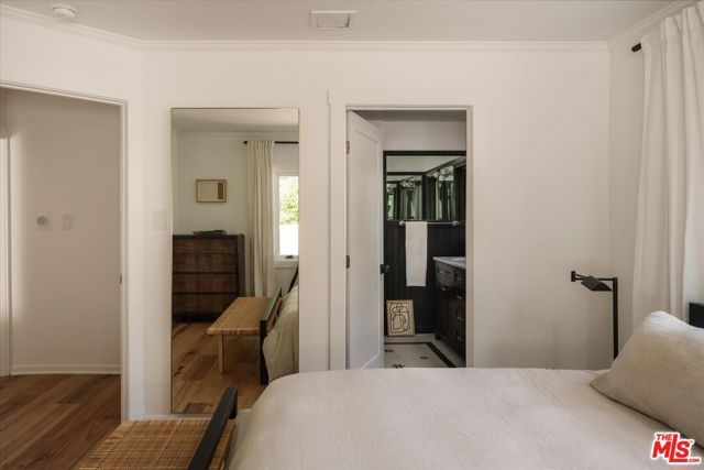 1130 El Paso Drive, Los Angeles, CA 90065