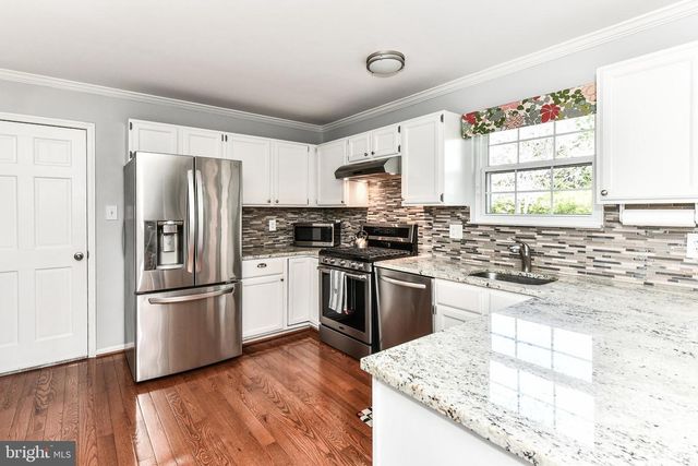 1412 KINGSVALE CIR, Herndon, VA 20170
