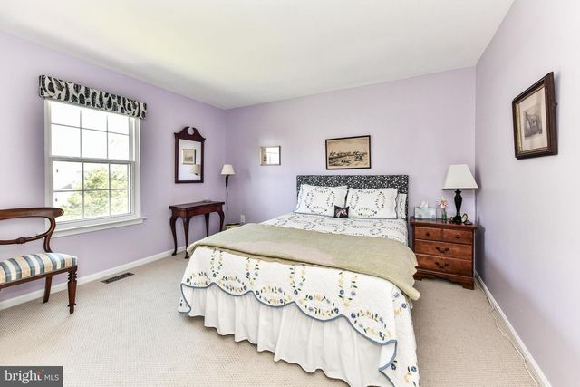 1412 KINGSVALE CIR, Herndon, VA 20170