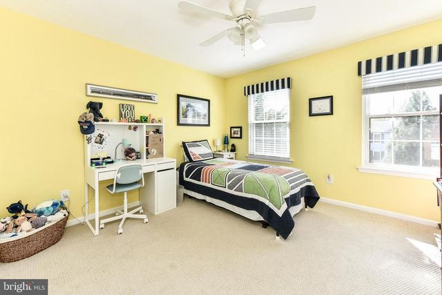 1412 KINGSVALE CIR, Herndon, VA 20170