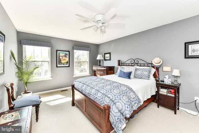 1412 KINGSVALE CIR, Herndon, VA 20170