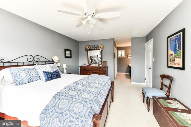 1412 KINGSVALE CIR, Herndon, VA 20170