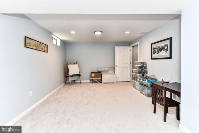 1412 KINGSVALE CIR, Herndon, VA 20170