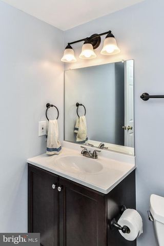 1412 KINGSVALE CIR, Herndon, VA 20170