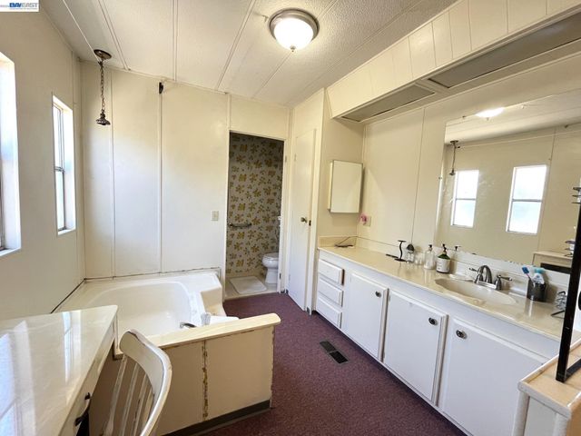 1345 Chelsea Way, Hayward, CA 94544