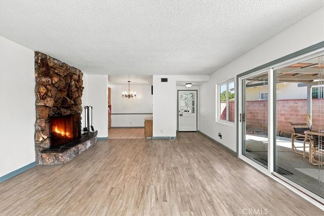 7227 Whitaker Avenue, Lake Balboa, CA 91406