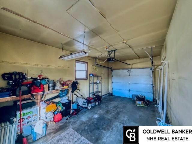 6702 S 83rd Avenue, Ralston, NE 68127