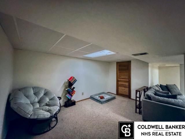 6702 S 83rd Avenue, Ralston, NE 68127