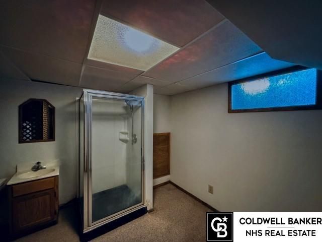 6702 S 83rd Avenue, Ralston, NE 68127