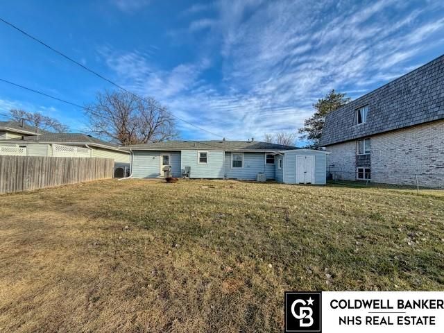 6702 S 83rd Avenue, Ralston, NE 68127