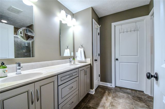 2313 Larkspur Drive, Troy, OH 45373