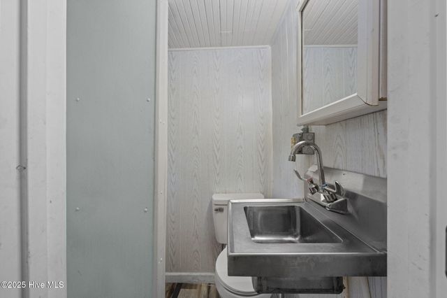 1810 Wilmington Street, New Bern, NC 28560