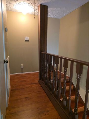 6643 Westwick Drive, Houston, TX 77072