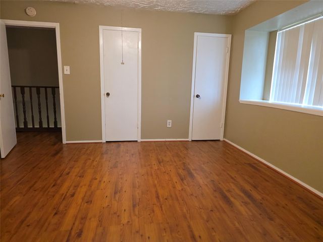 6643 Westwick Drive, Houston, TX 77072