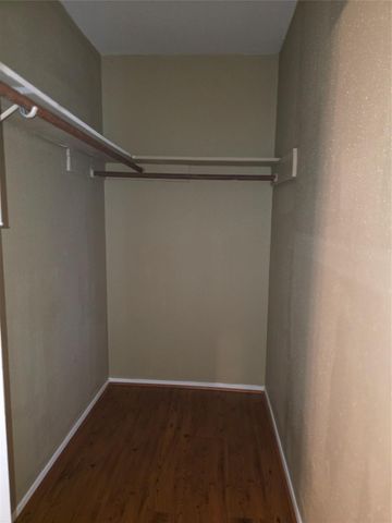 6643 Westwick Drive, Houston, TX 77072
