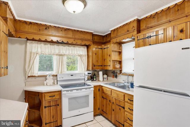 544 BENTON ST, Harrisburg, PA 17104