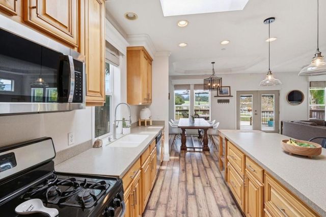 68 Mountain View Road, Corralitos, CA 95076