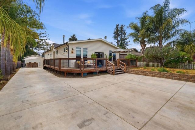 68 Mountain View Road, Corralitos, CA 95076