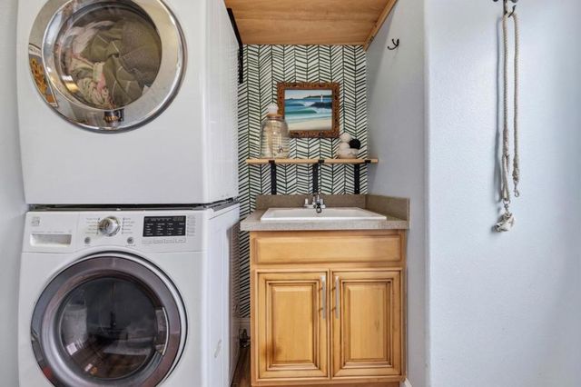 68 Mountain View Road, Corralitos, CA 95076