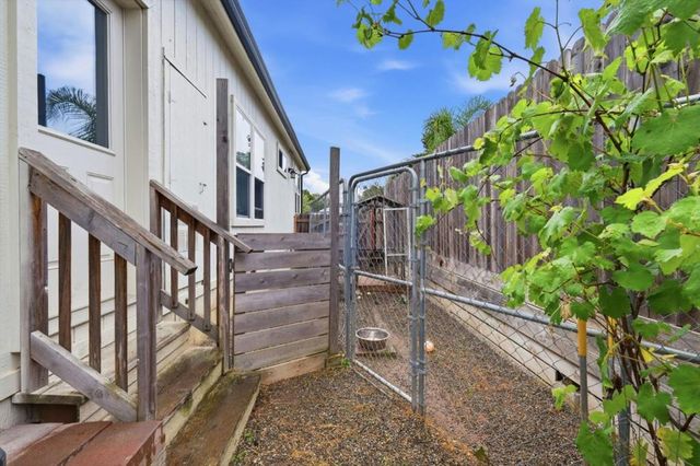 68 Mountain View Road, Corralitos, CA 95076