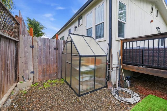 68 Mountain View Road, Corralitos, CA 95076