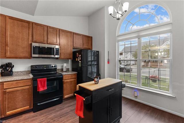 4026 Abercorn DR, Suffolk, VA 23435