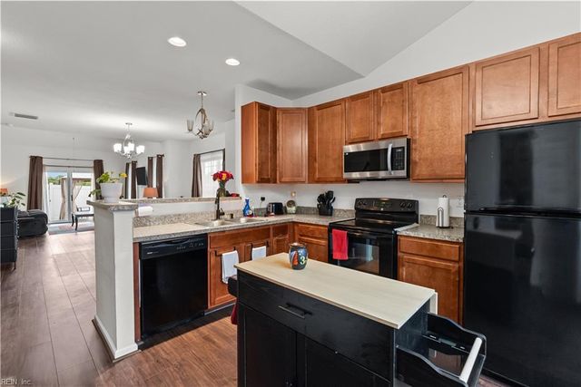 4026 Abercorn DR, Suffolk, VA 23435
