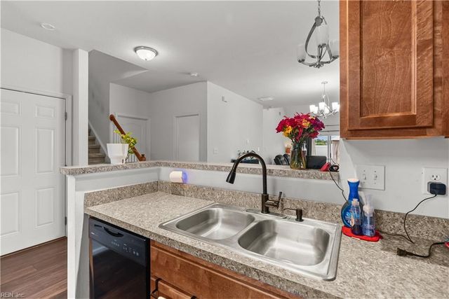 4026 Abercorn DR, Suffolk, VA 23435
