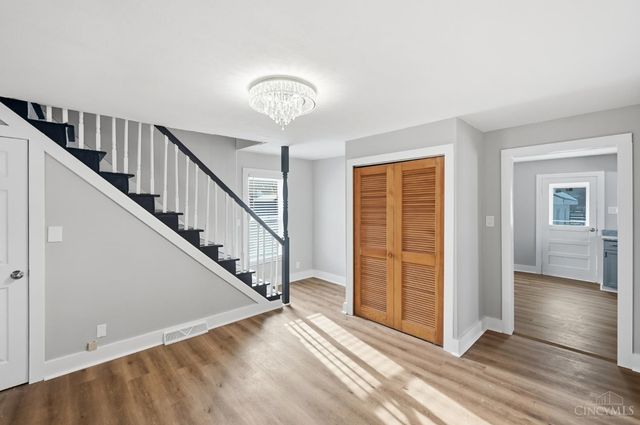 555 Spring Street, Williamsburg, OH 45176