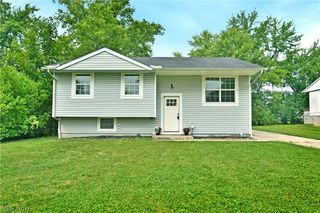8143 Venice Heights Drive NE, Warren, OH 44484
