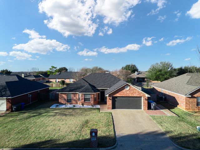 10512 Whitney Trace, Waco, TX 76708