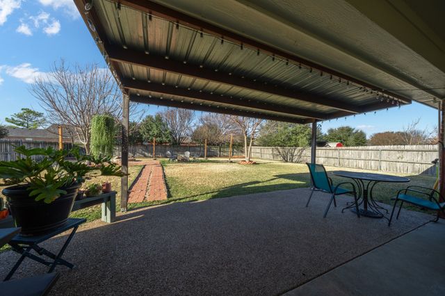 10512 Whitney Trace, Waco, TX 76708