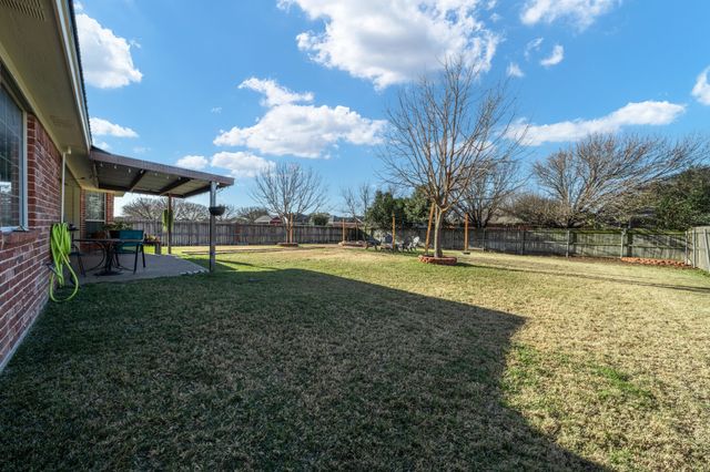10512 Whitney Trace, Waco, TX 76708