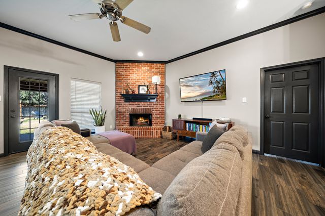 10512 Whitney Trace, Waco, TX 76708