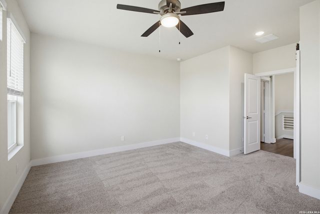 8851 Oakland Rd Unit 27, San Antonio, TX 78240