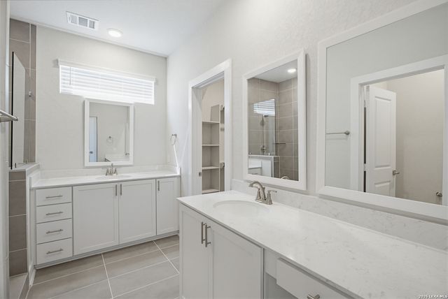 8851 Oakland Rd Unit 27, San Antonio, TX 78240