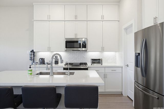 8851 Oakland Rd Unit 27, San Antonio, TX 78240